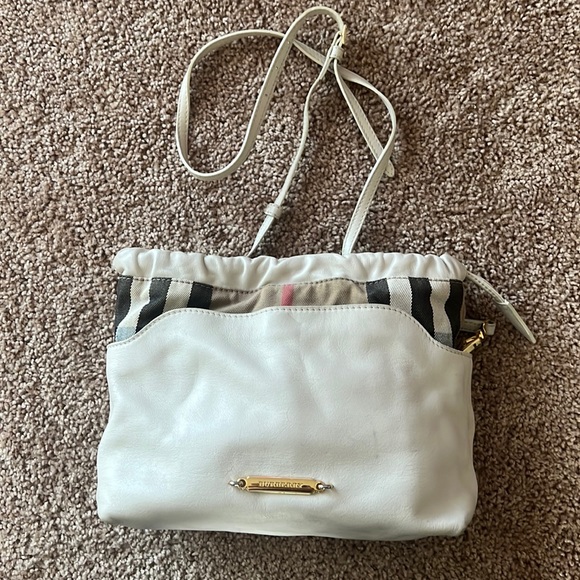Authentic Burberry Messenger Bag - Picture 3 of 13